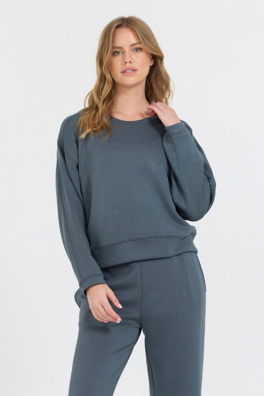 Mountain Grey Cloud Fleece Crewneck | Vintage Havana Women