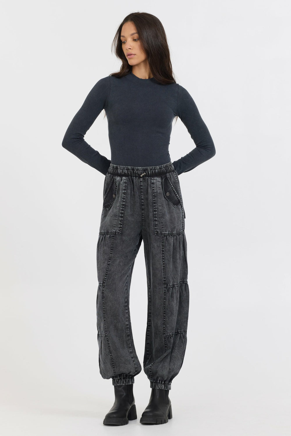 Washed Mountain Seamless Mock Neck Top | Vintage Havana Clothing