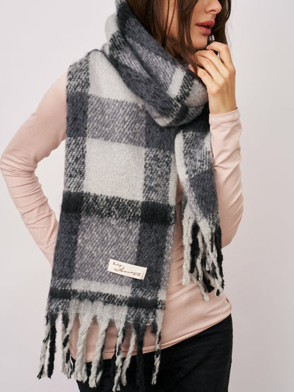 CHECK BRUSH TASSEL SCARF - BLACK | Vintage Havana Women