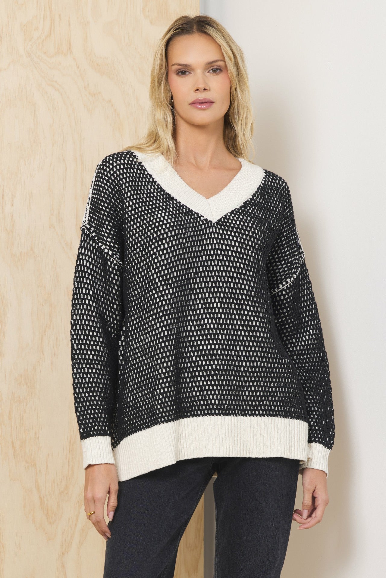 Honeycomb Knit V Neck Sweater | Vintage Havana Clothing
