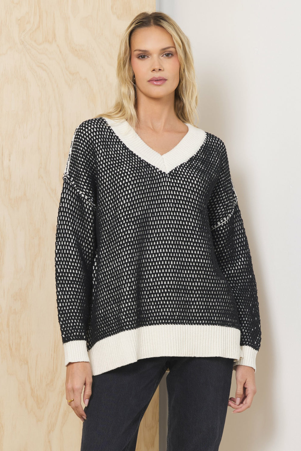 Honeycomb Knit V Neck Sweater | Vintage Havana Clothing